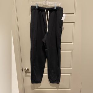 Old Navy black sweatpants